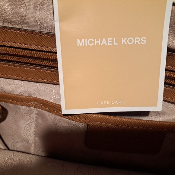 Michael Kors Purse - Picture 13 of 14